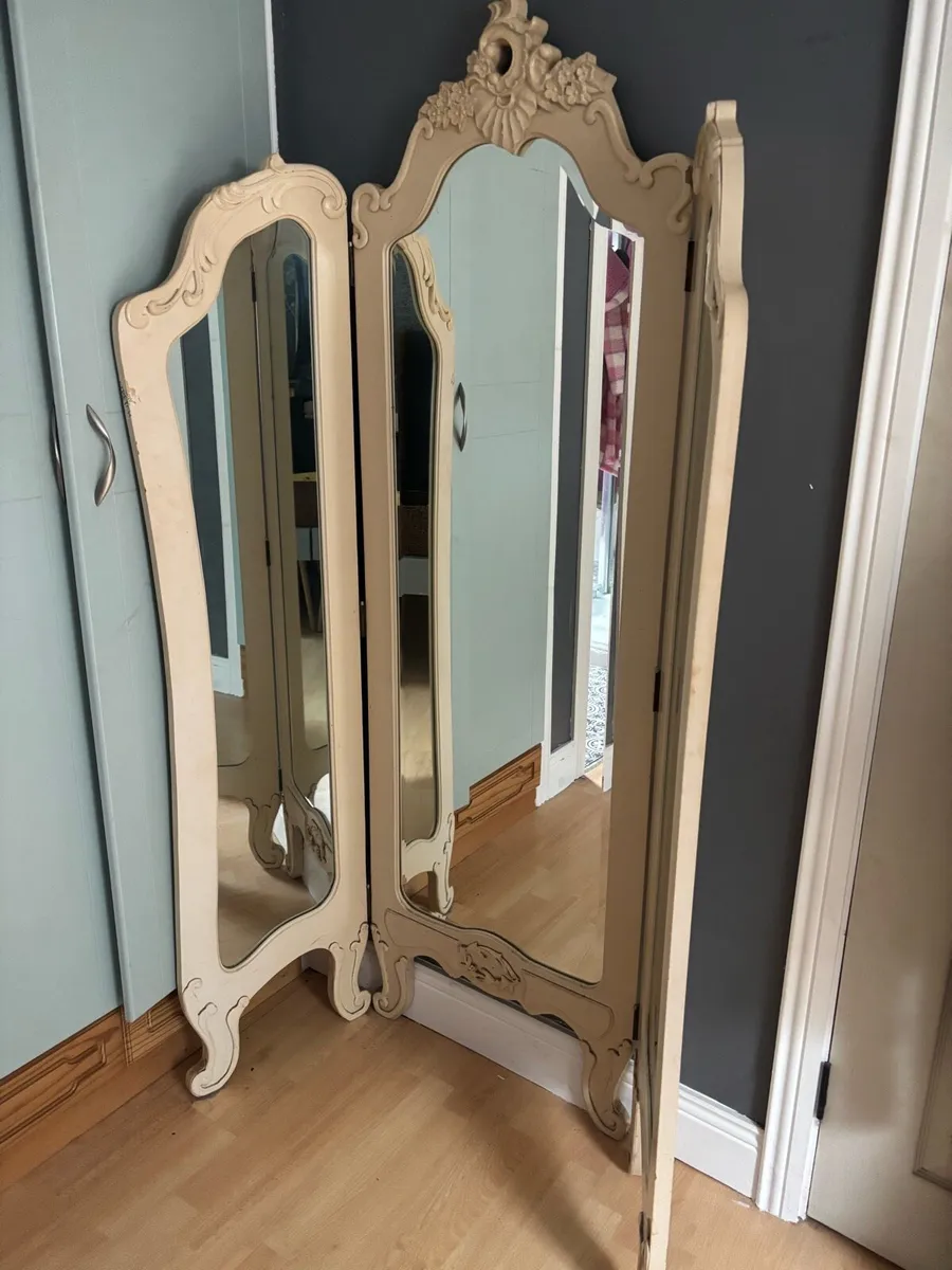French style dressing mirror - Image 1