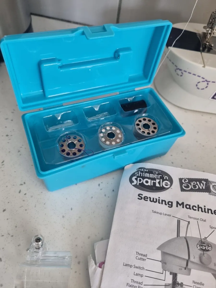 Kids sewing machine - Image 3