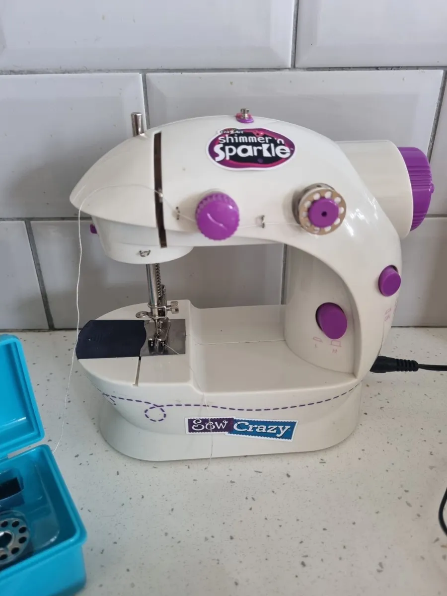 Kids sewing machine - Image 2