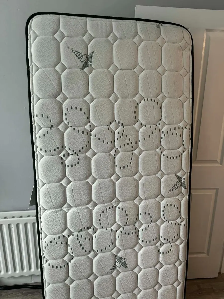 Single mattress - Image 1
