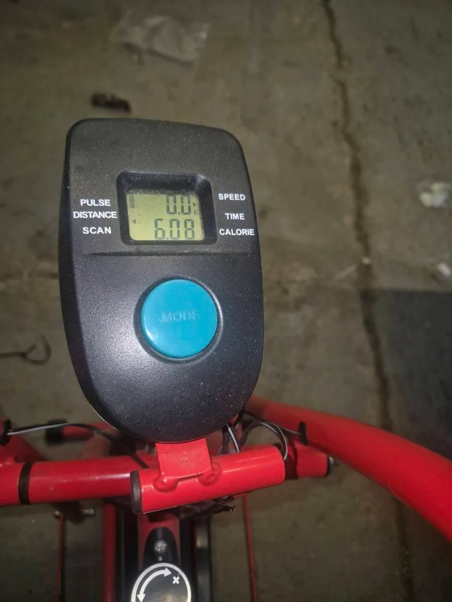 Exercise bike - Image 2