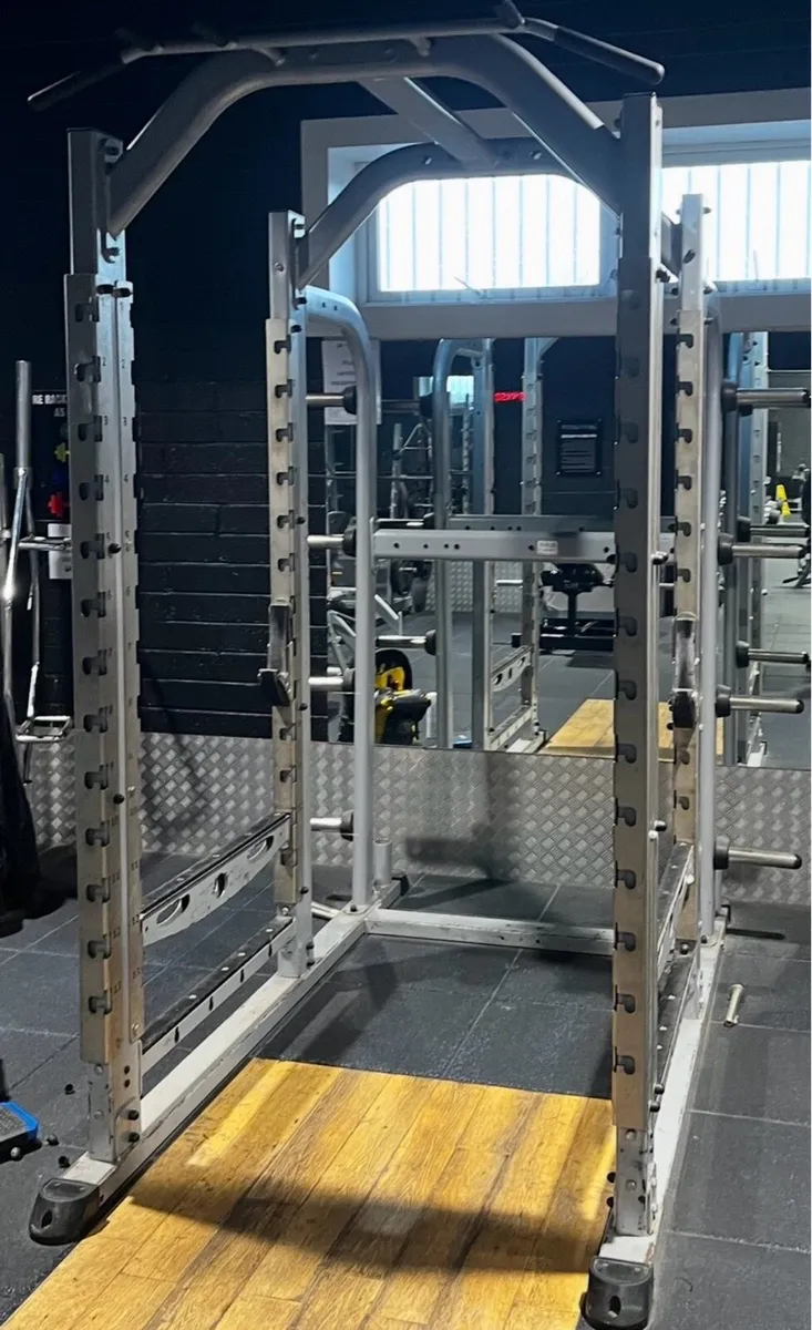 Indigo fitness power rack & matching bench - Image 1