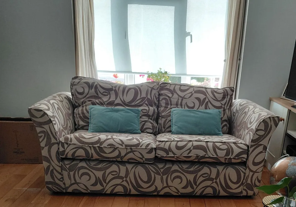 Couch - Image 3