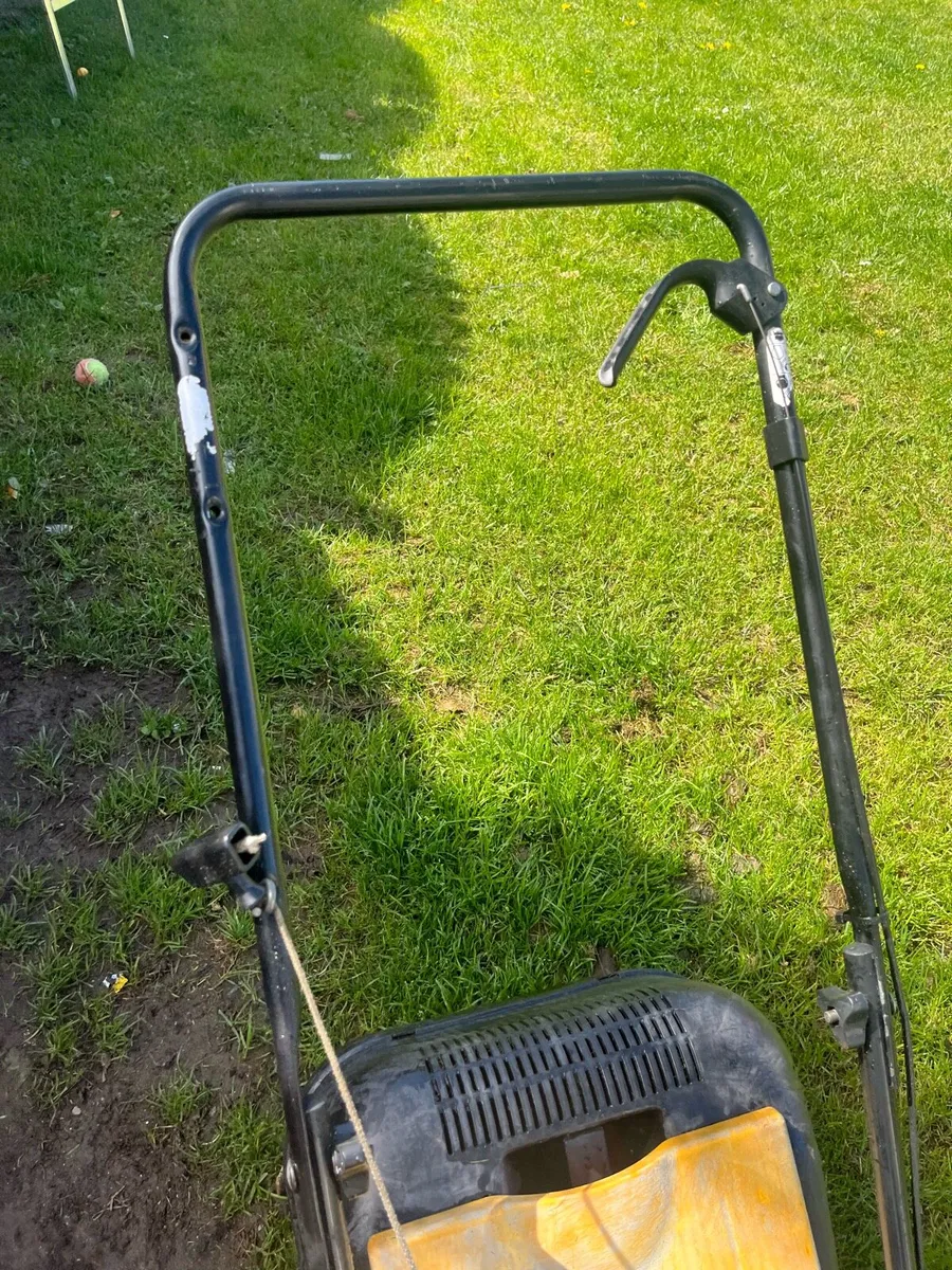 Lawnmower - Image 3