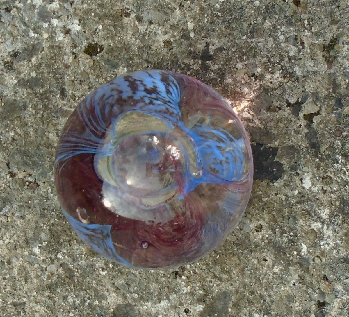 Caithness glass paperweight. Glass, Collectables - Image 3