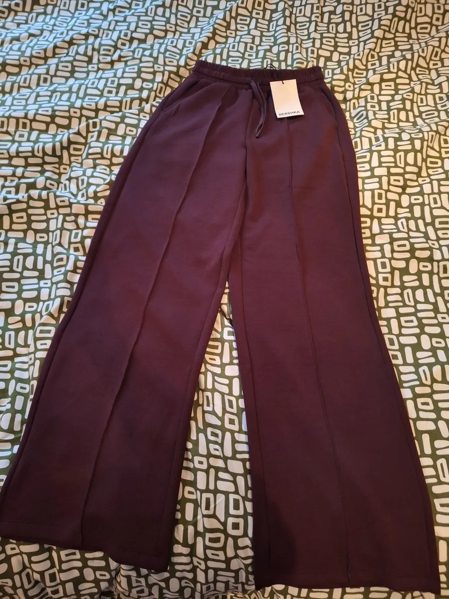 NEW WITH TAGS Bershka wide leg joggers size XS - Image 1
