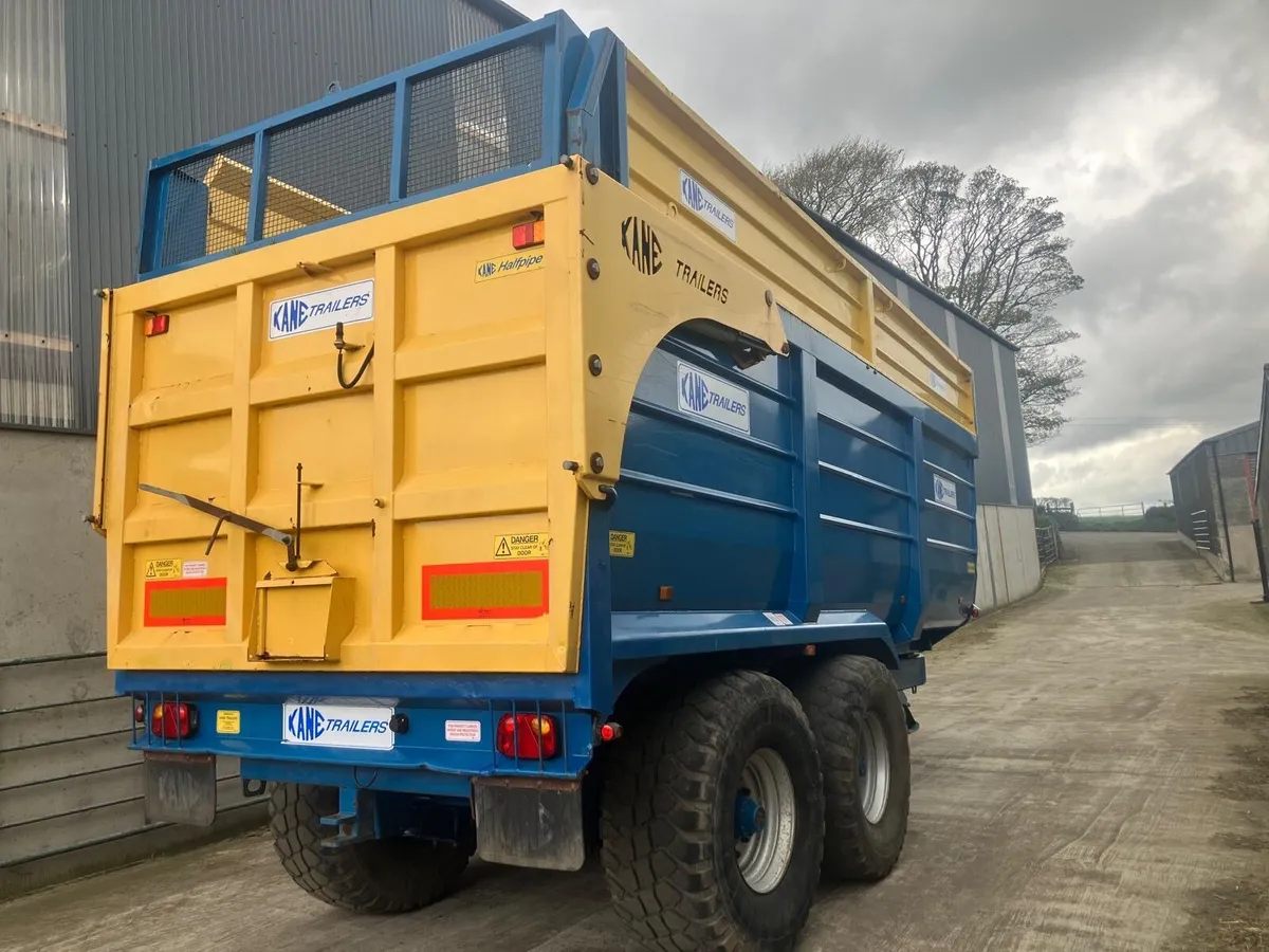 Kane 18 ton silage trailer - Image 2