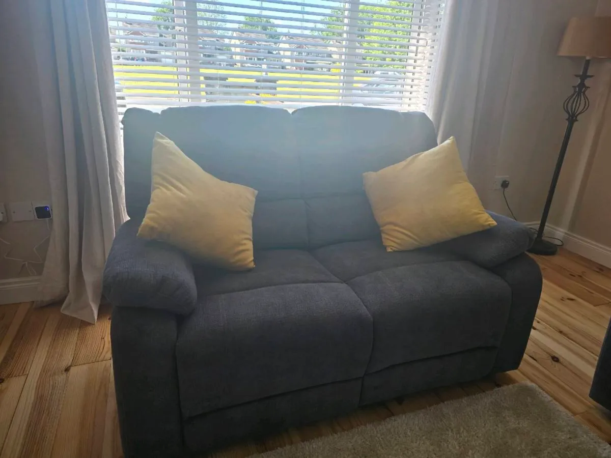 3 + 2 Seater reclining couch - Image 3