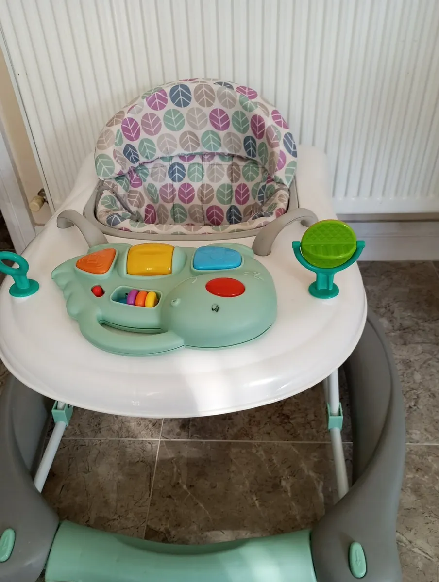 Red kite baby's walker - Image 4