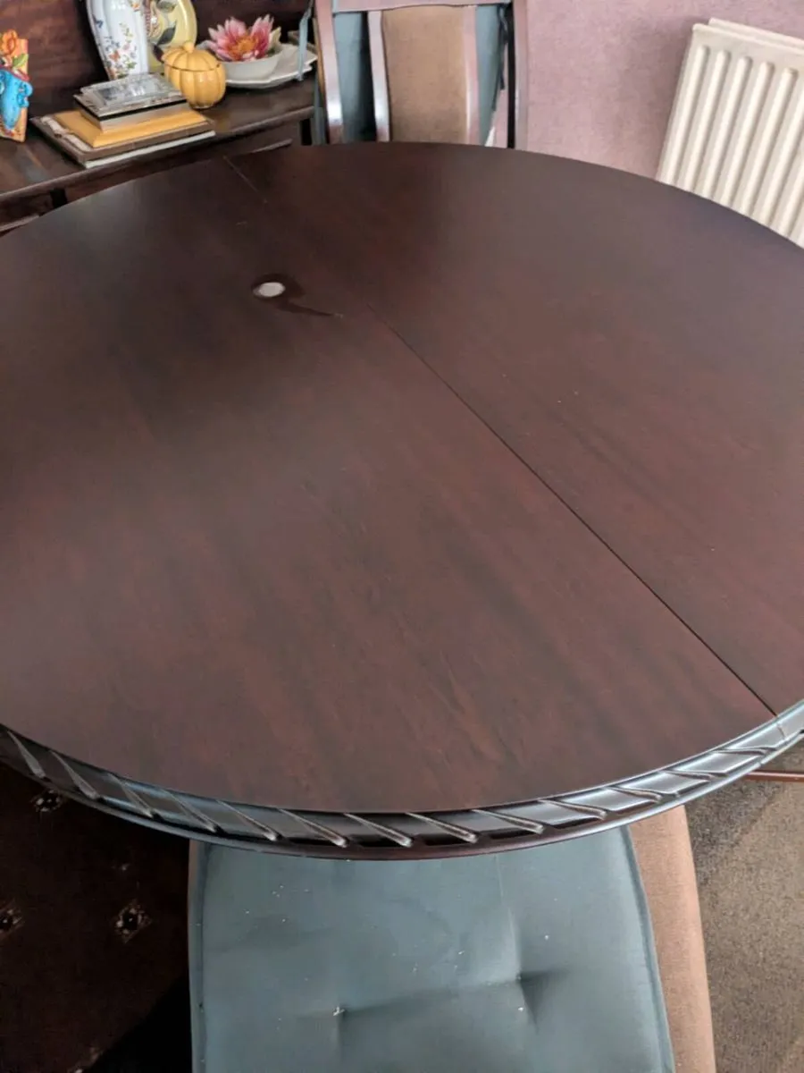 Extendable Round Table & 4 Chairs - Image 2