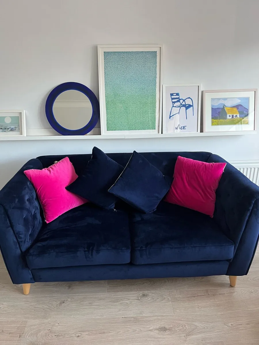 Velvet sofa - Image 1