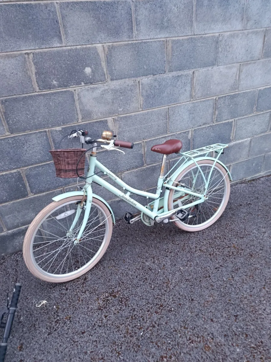 Childs bicycle - Image 2