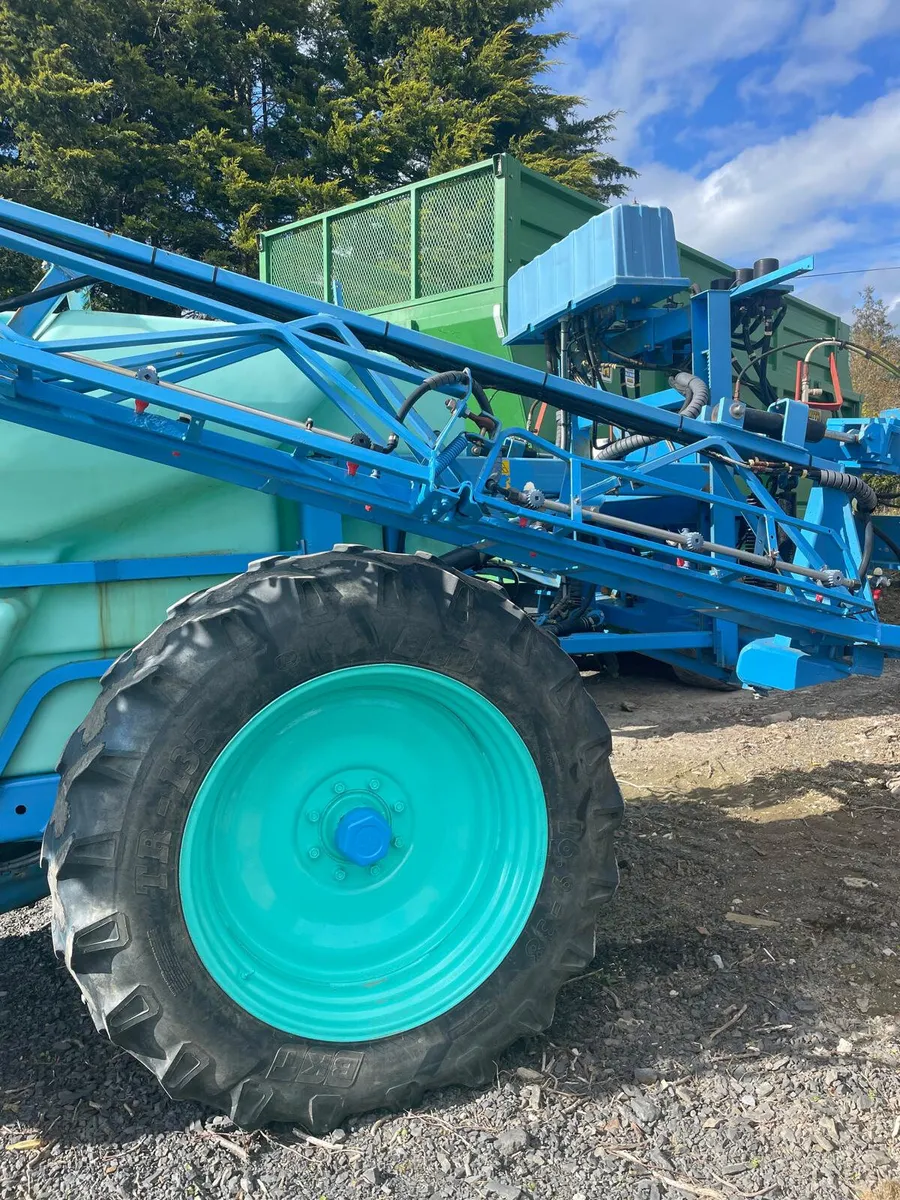 Berthoud Trailed Sprayer - Image 2