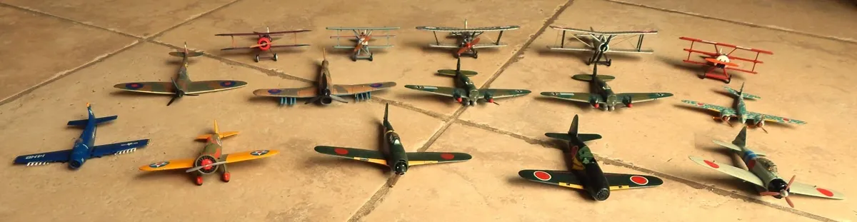 Collection of 15 Metal Alloy Toy Aircraft - Image 2