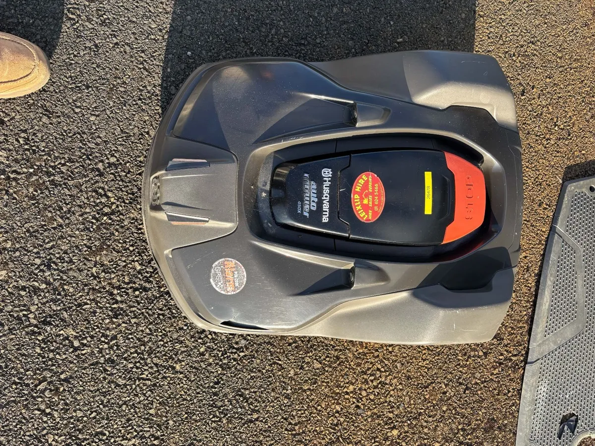 Husqvarna Auto Mower 450X - Image 2