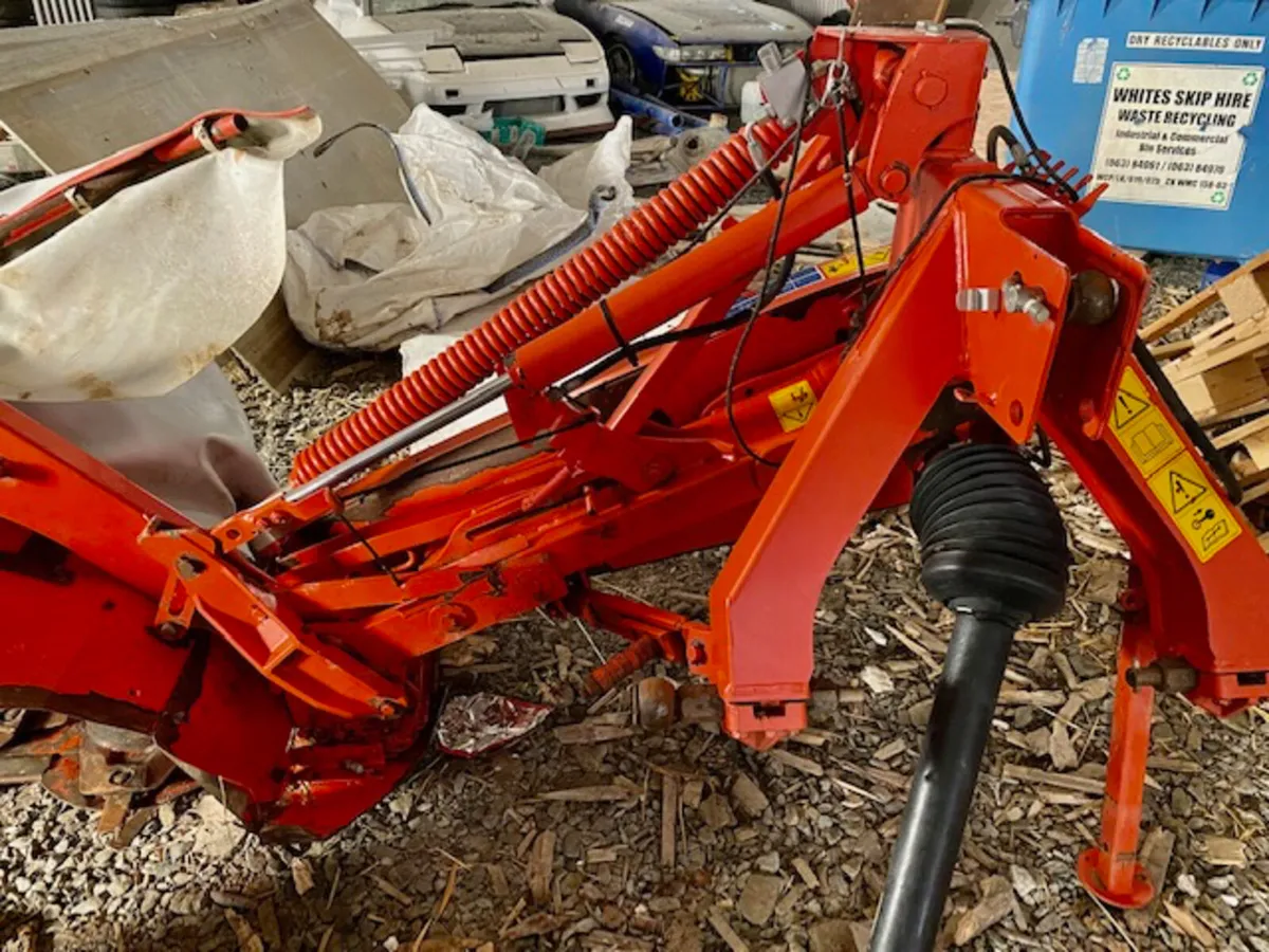 KUHN GMD 280 FF Disc Mower - Image 4