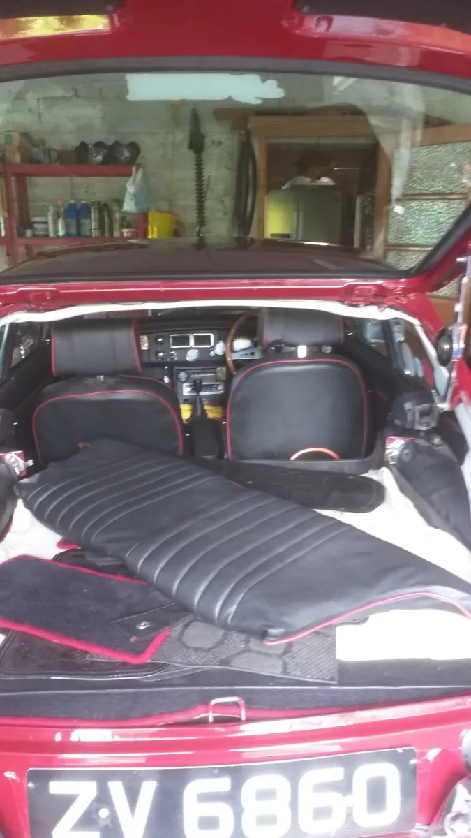 MG MGB 1975 - Image 3