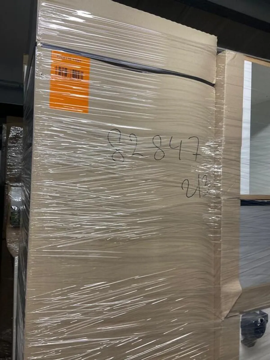 Kitchen Unit - Image 2