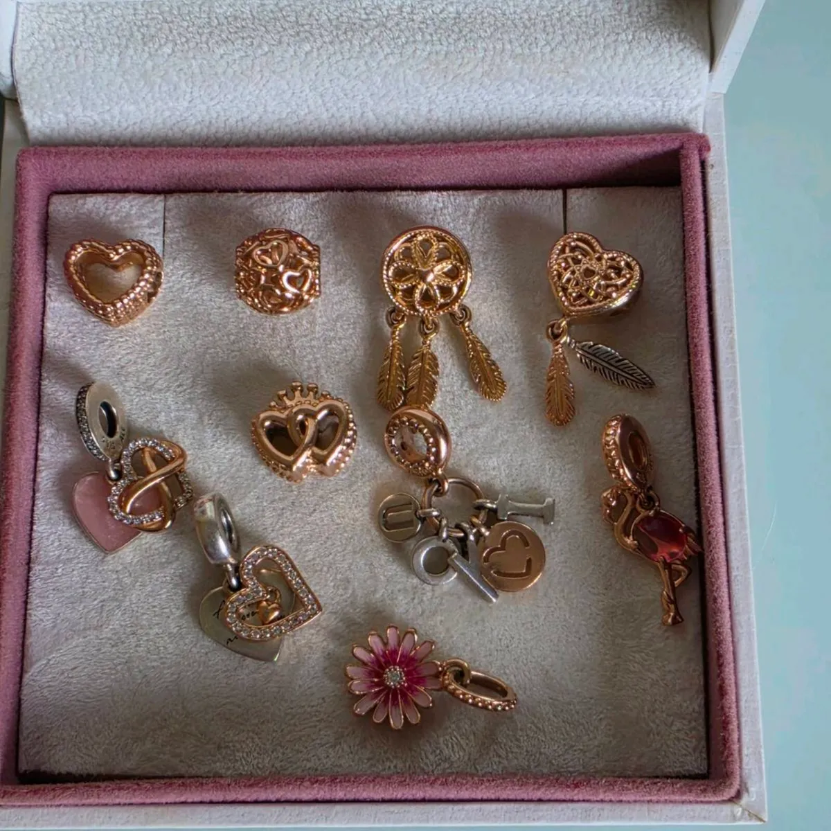Pandora charms rose gold 20e each charm - Image 1