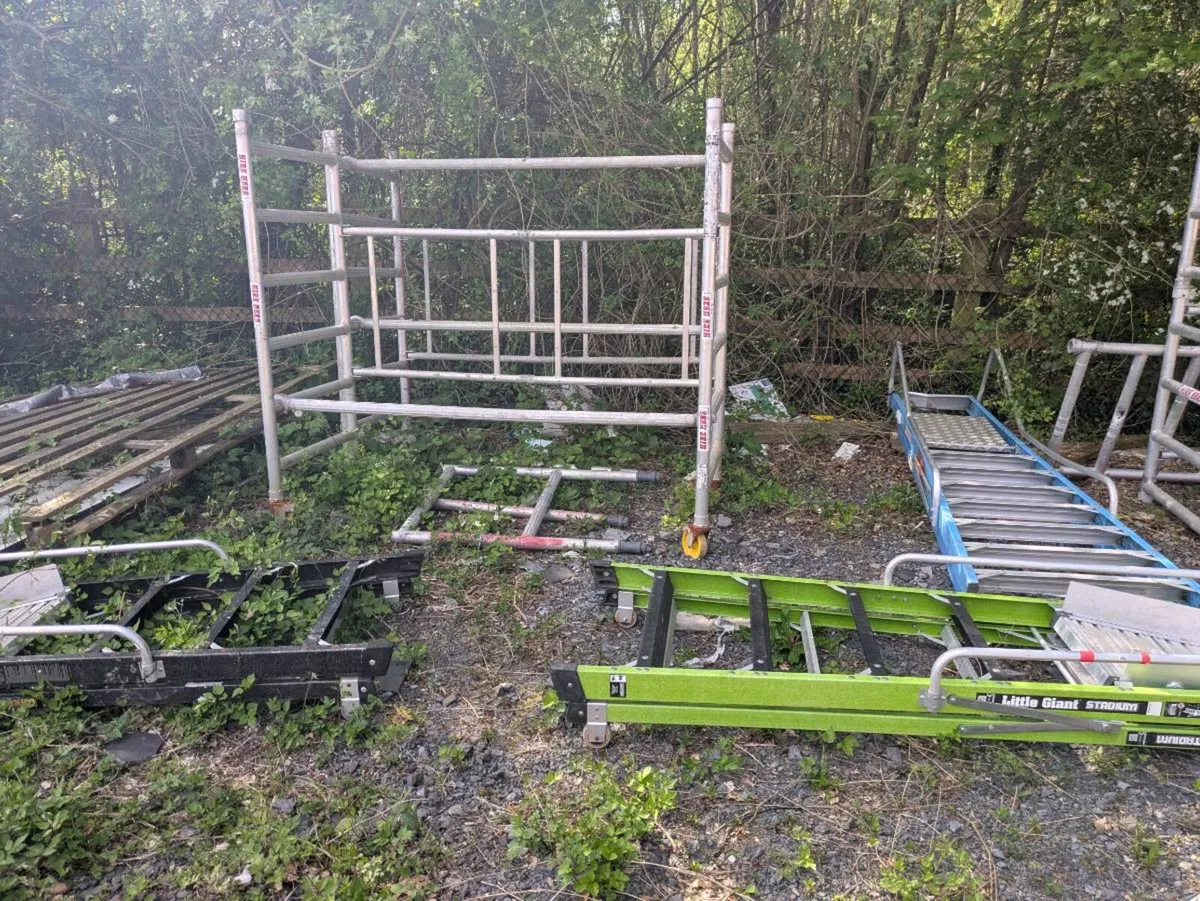 Scaffolding tower - Image 2