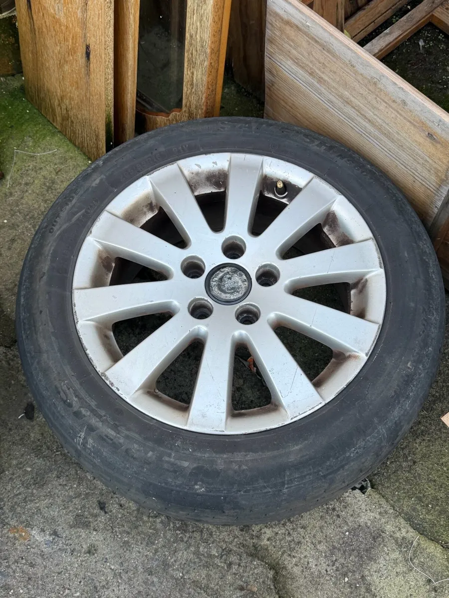 *NEED GONE* volkswagen alloys - Image 2