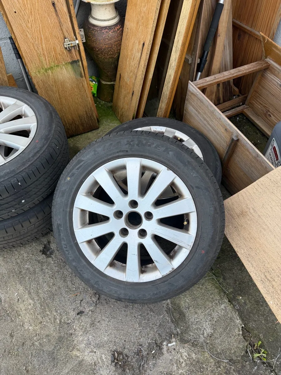 *NEED GONE* volkswagen alloys - Image 3