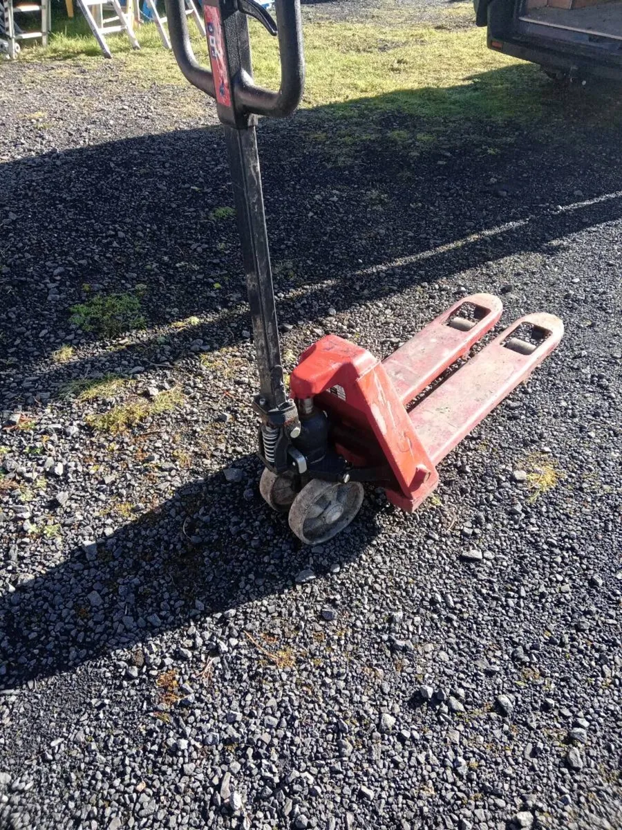 Pallet truck - Image 2