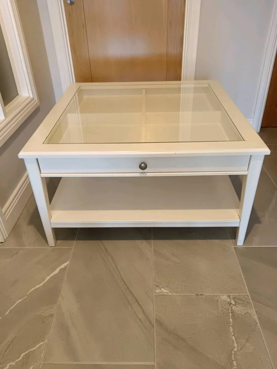 Coffee table & TV unit - Image 1