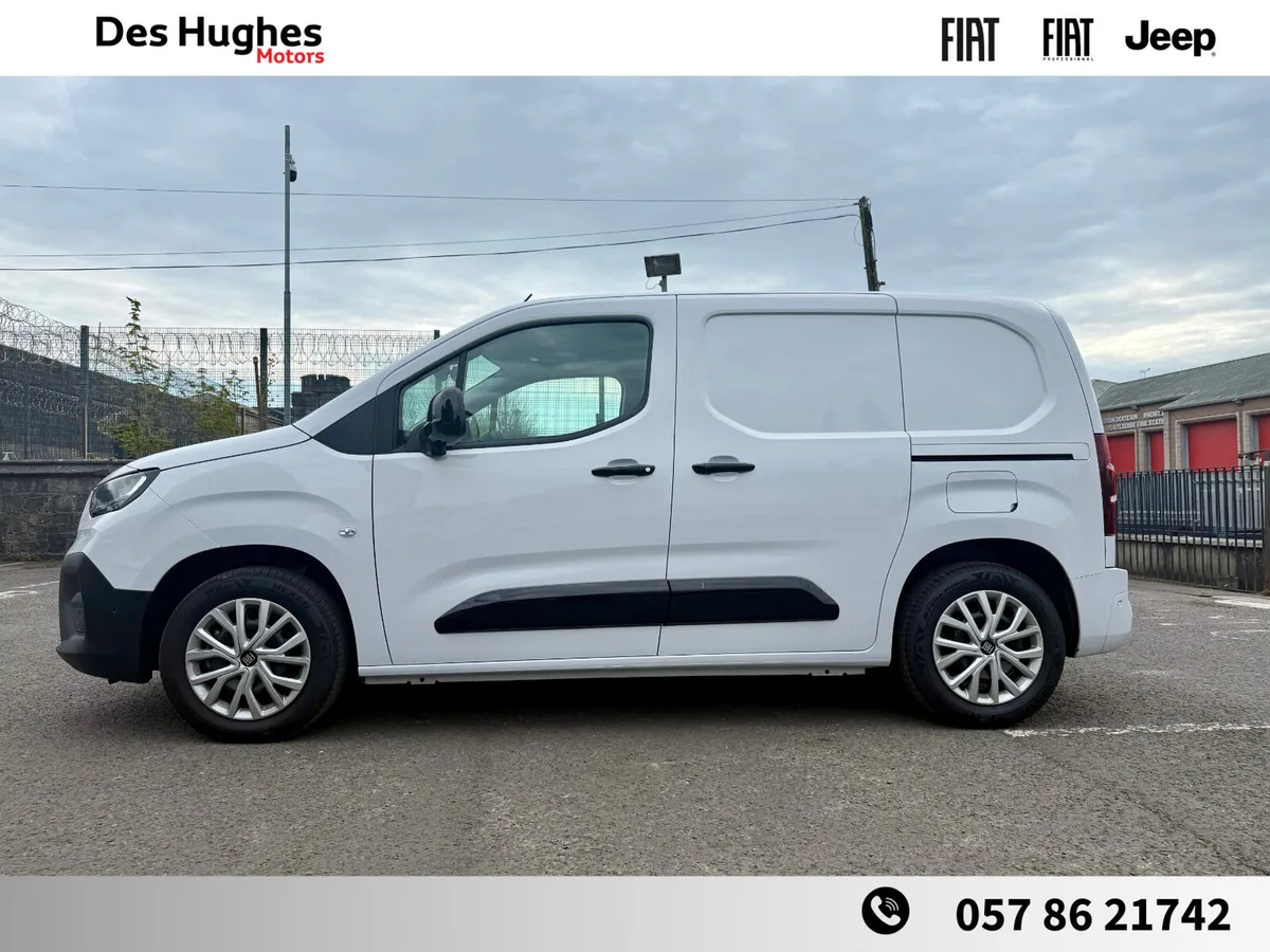 Fiat Doblo 2026 Automatic Tecnico Plus - Image 4