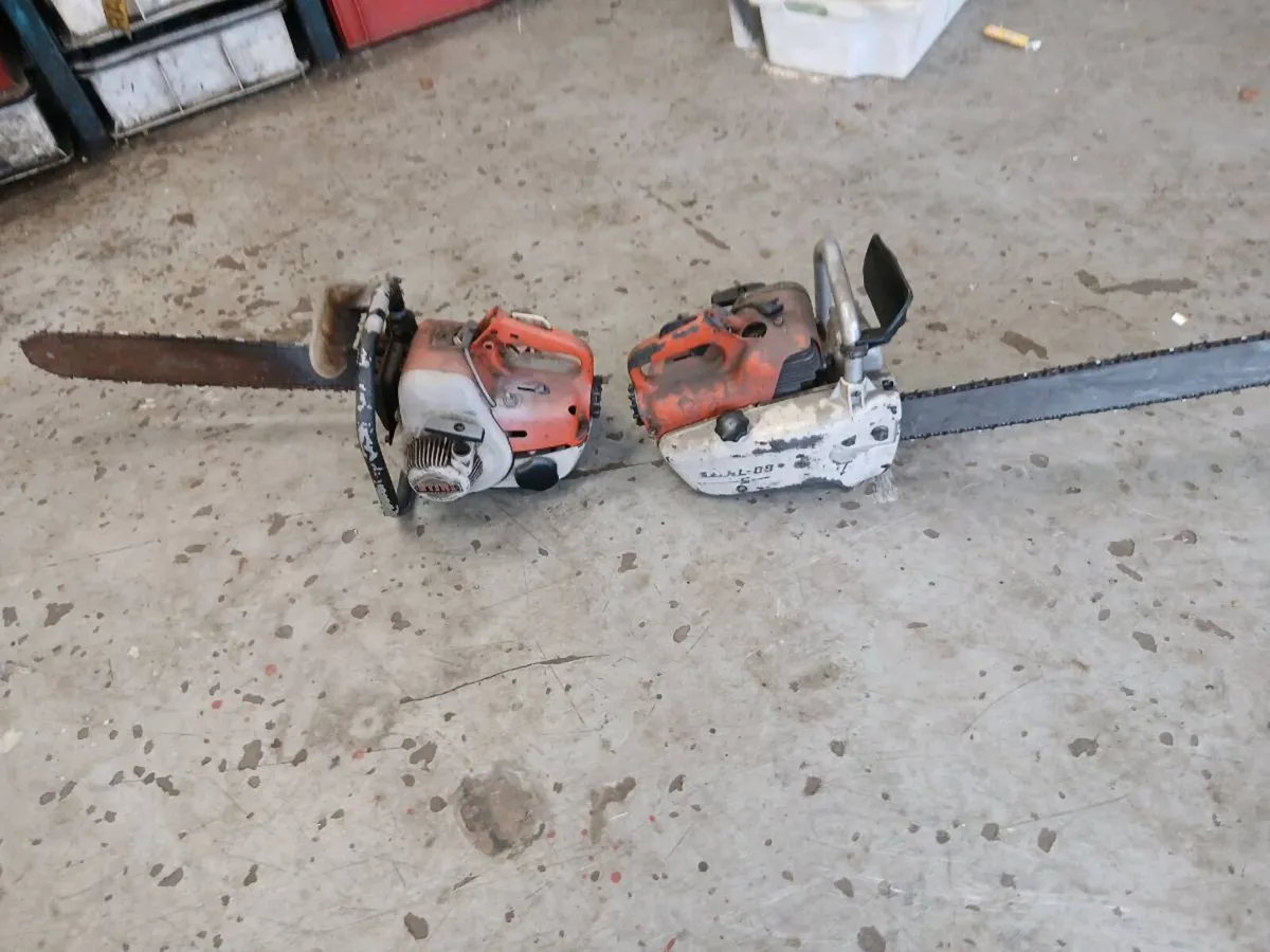 Chainsaws - Image 1