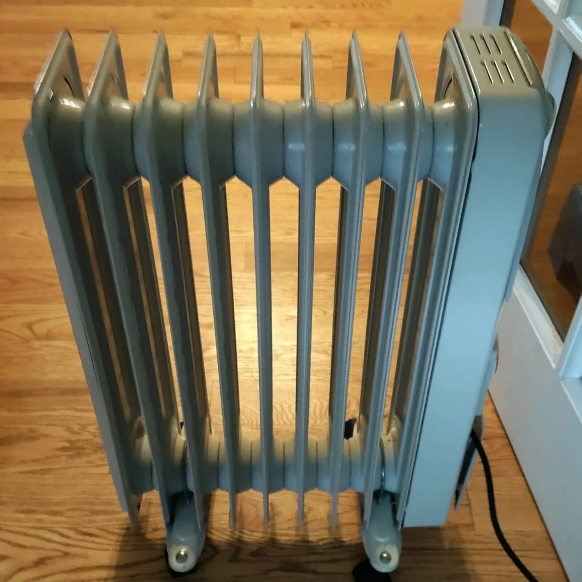 DeLonghi Radiator - Image 2
