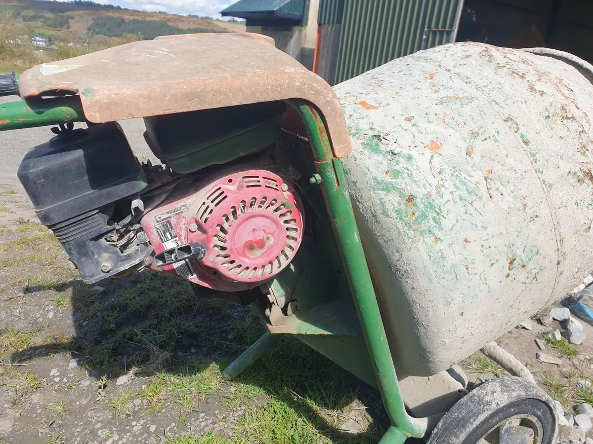 Belle cement mixer - Image 1