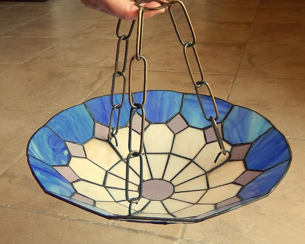 Tiffany Style Pendant Light Shade in Glass & Metal - Image 1