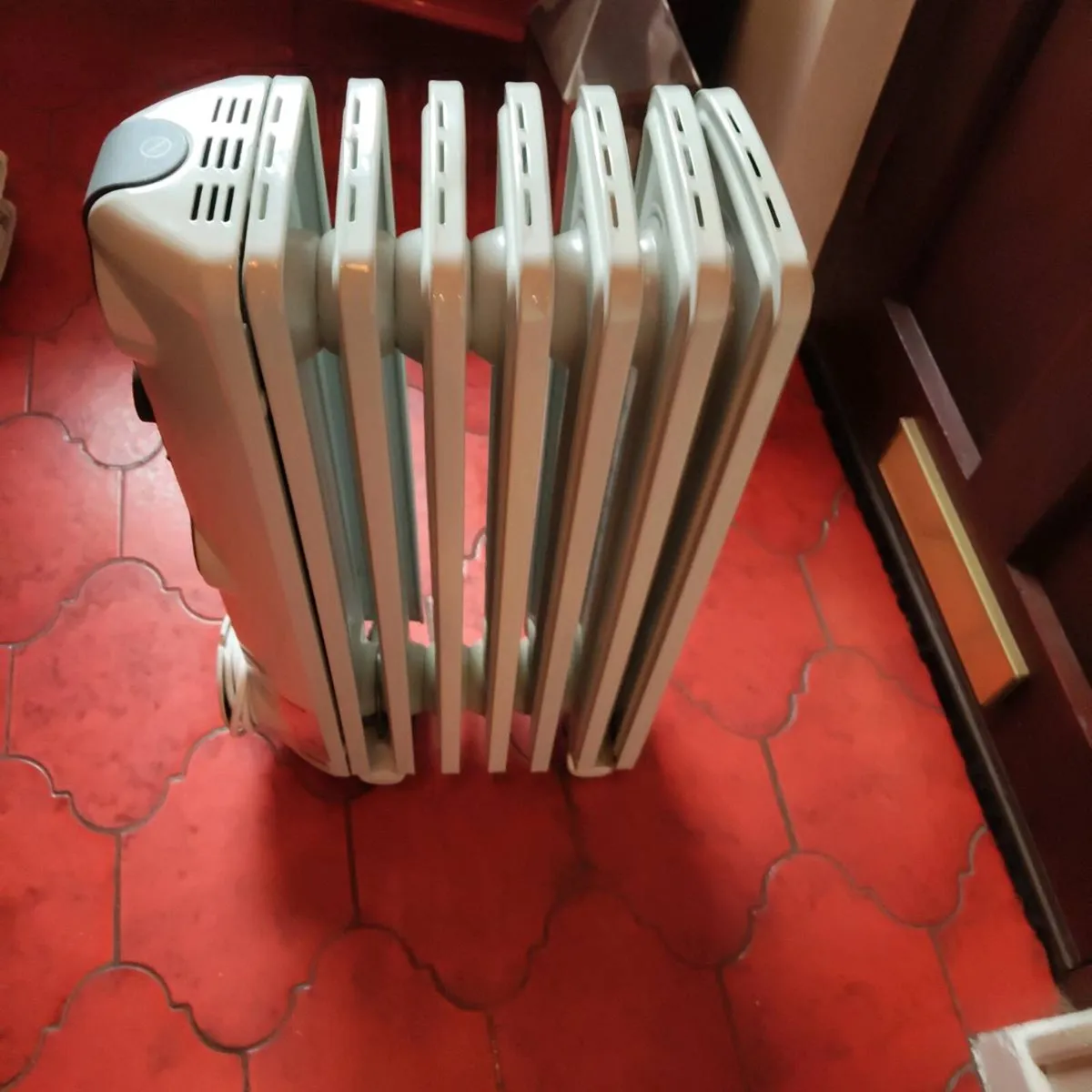 DeLonghi Radiator - Image 1