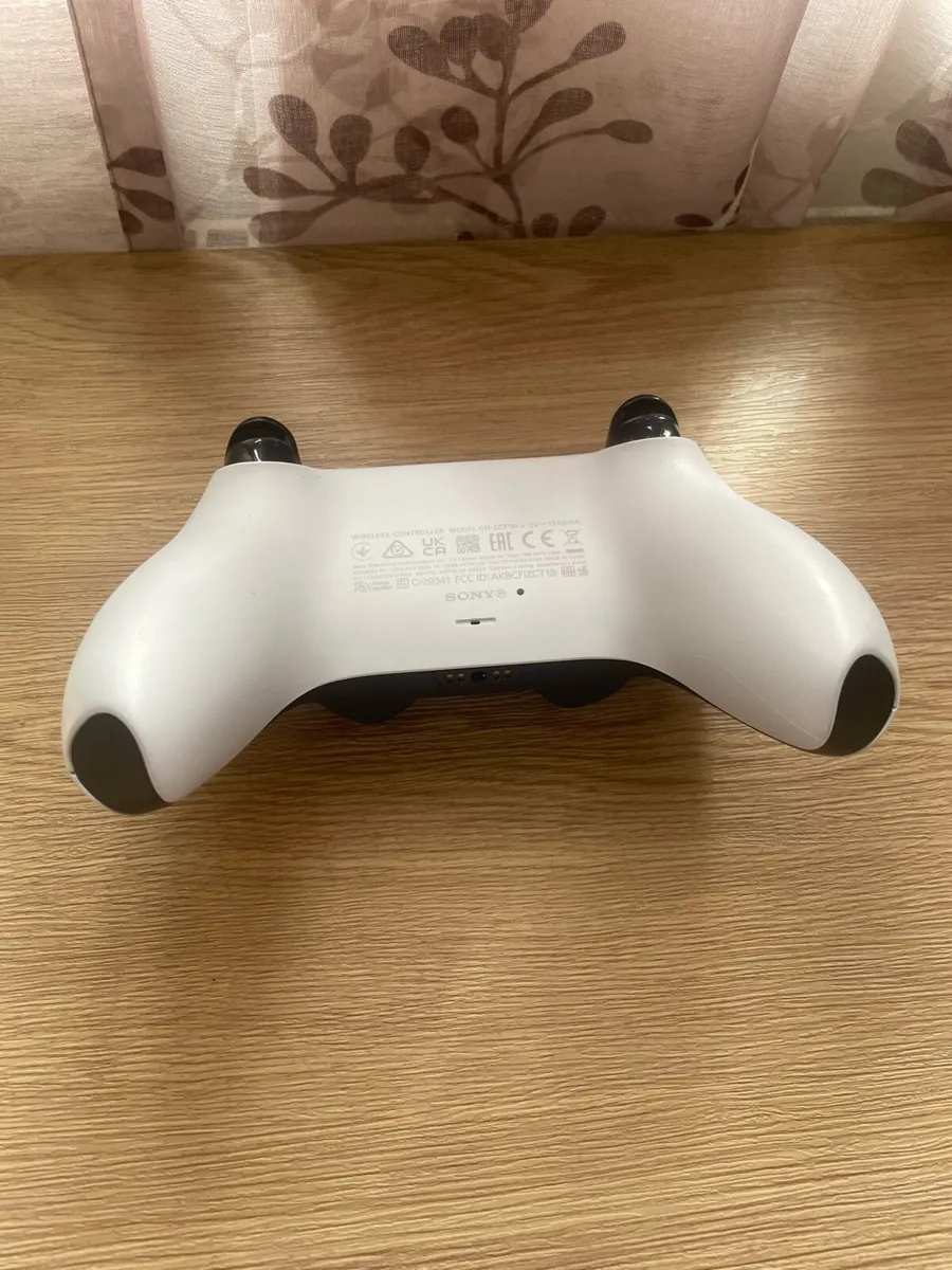 Ps5 Controller - Image 2