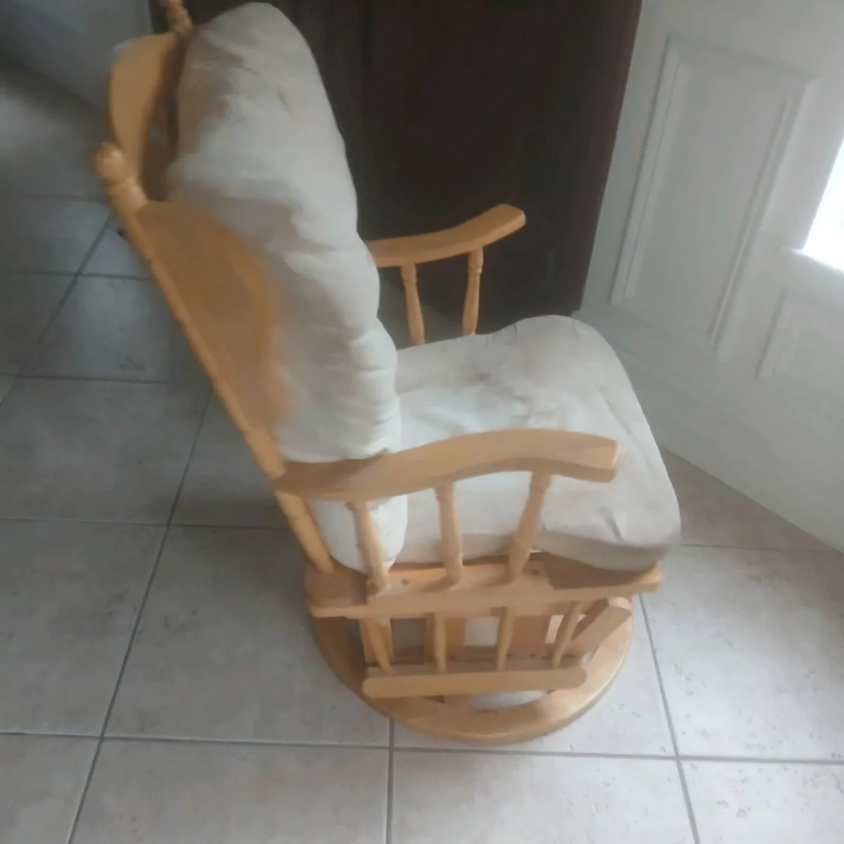 Old rocking chair - Image 4