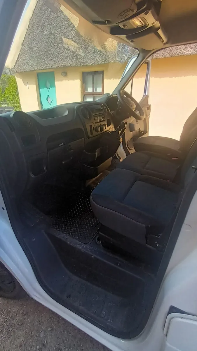 Renault Master 2016 - Image 3