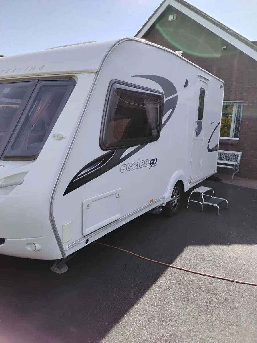Sterling Eccles Topaz 2 berth caravan - Image 3