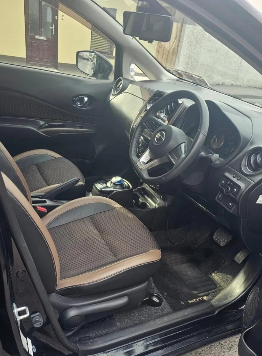 IMMACULATE HYBRID AUTOMATIC - NISSAN NOTE 2017 - Image 3