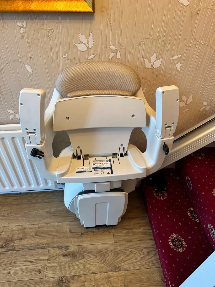 🚨WE BUY STAIRLIFTS €€ - Sell Your Stair Lift Now! - Image 1