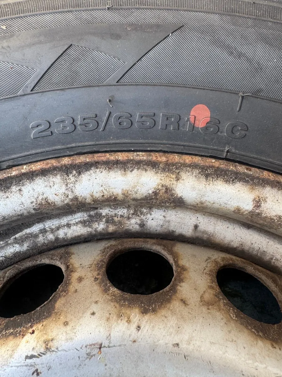 Ford Transit 2017 Spare Tire - Image 2