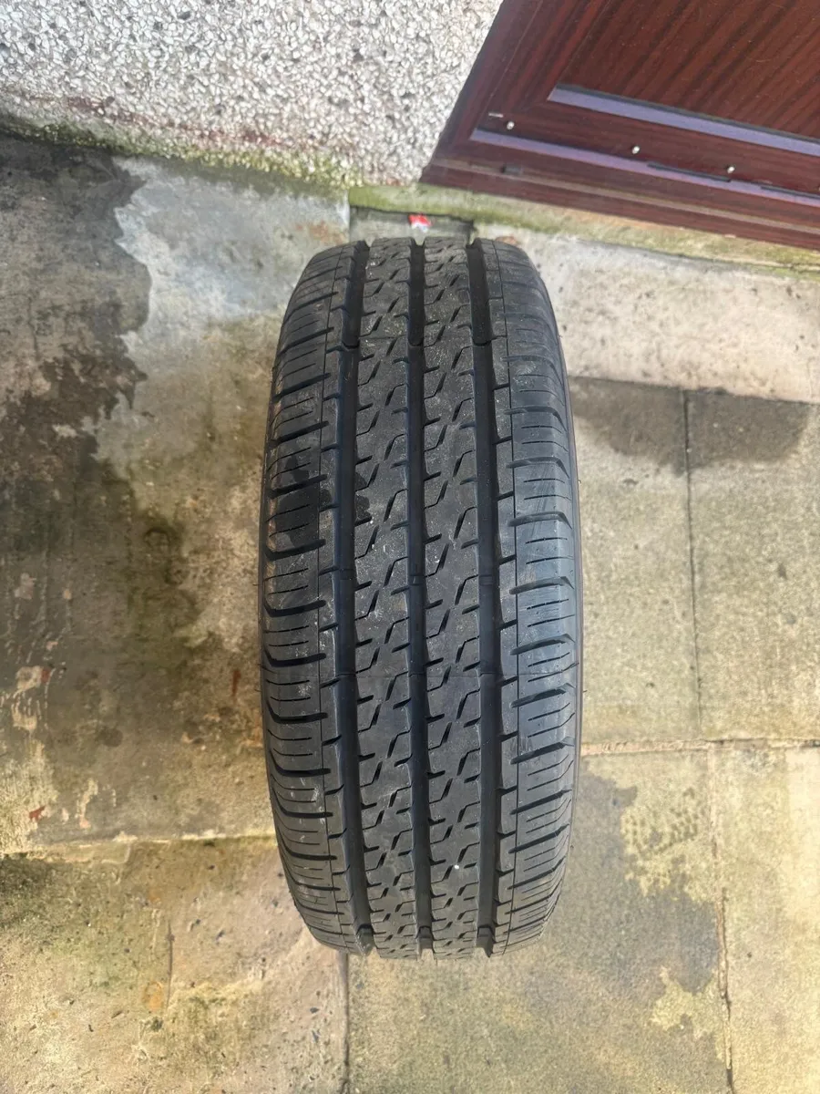 Ford Transit 2017 Spare Tire - Image 3