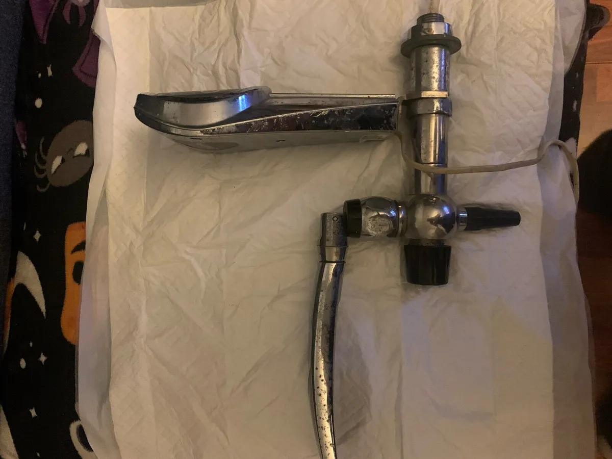 Carling  tap - Image 3