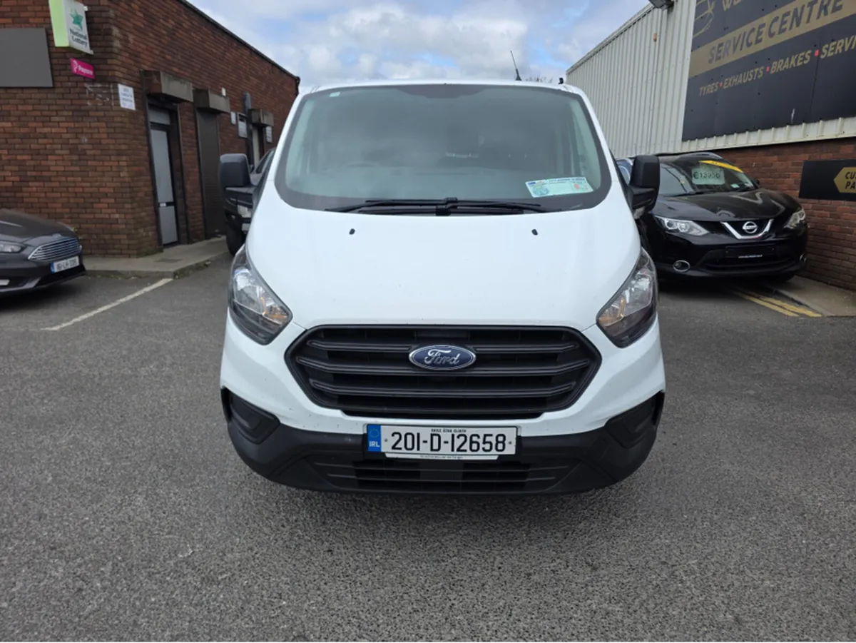 Ford Transit Custom 300S BASE 2.0 1 VAN 105 M6 3DR - Image 1