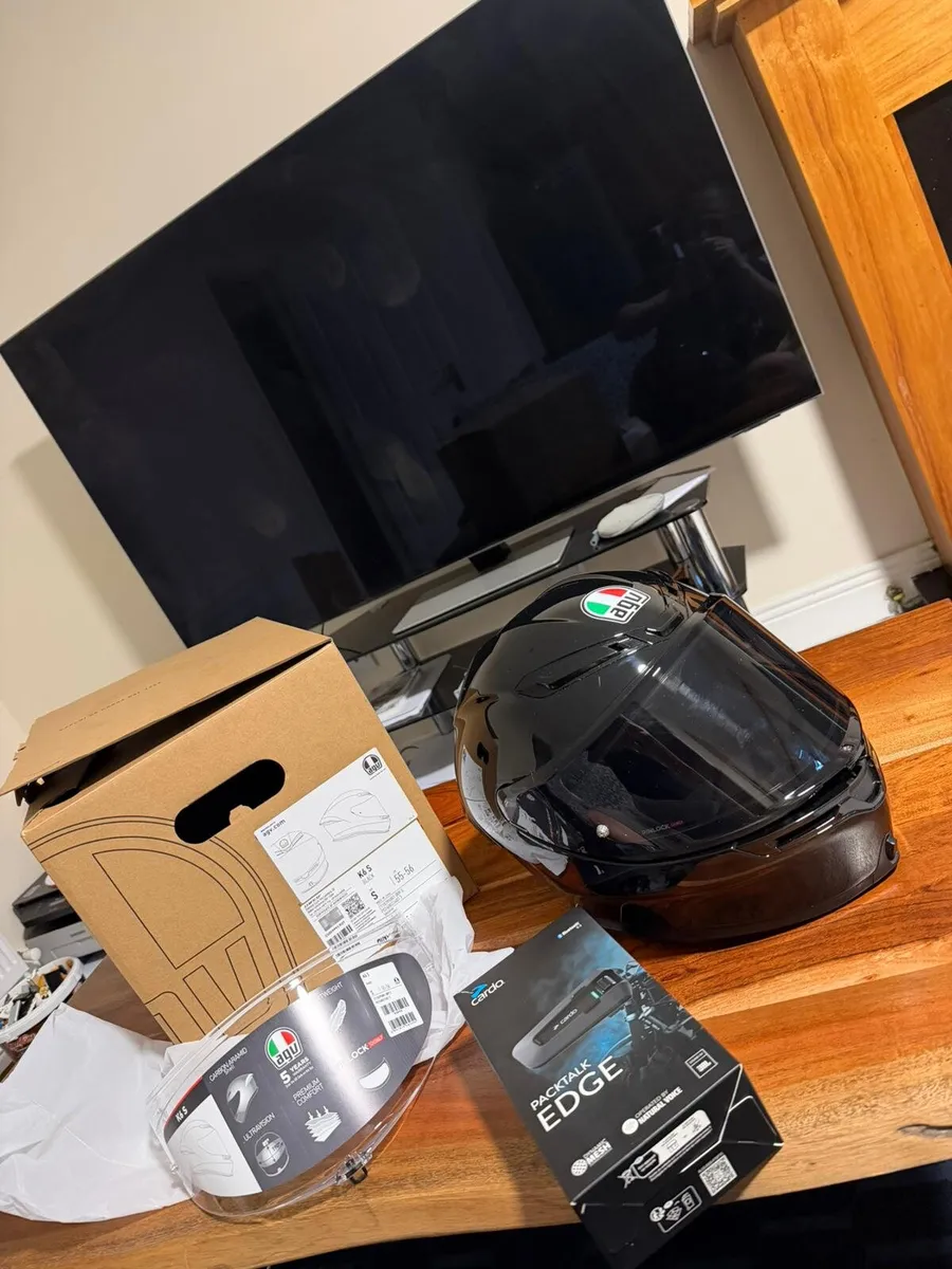 AGV K6 S Helmet & Cardo packtalk edge New - Image 1