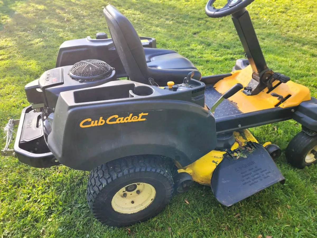 Cubcadet zeroturn - Image 4