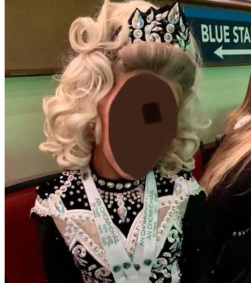 Irish Dance Platinum colour mid length wig - Image 1