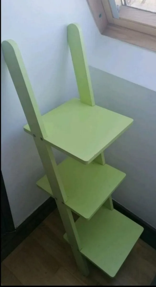 Ladder Shelves - Image 2