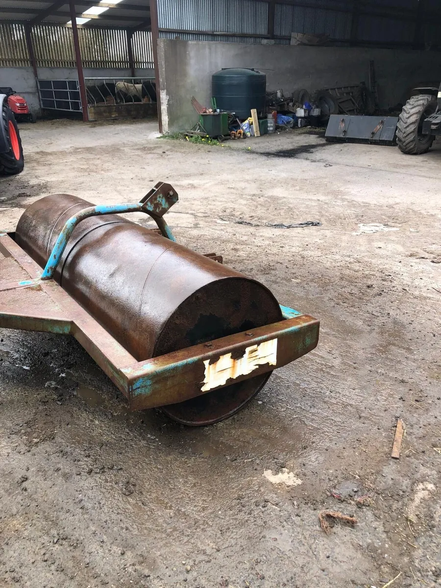 Watson 8ft roller - Image 1