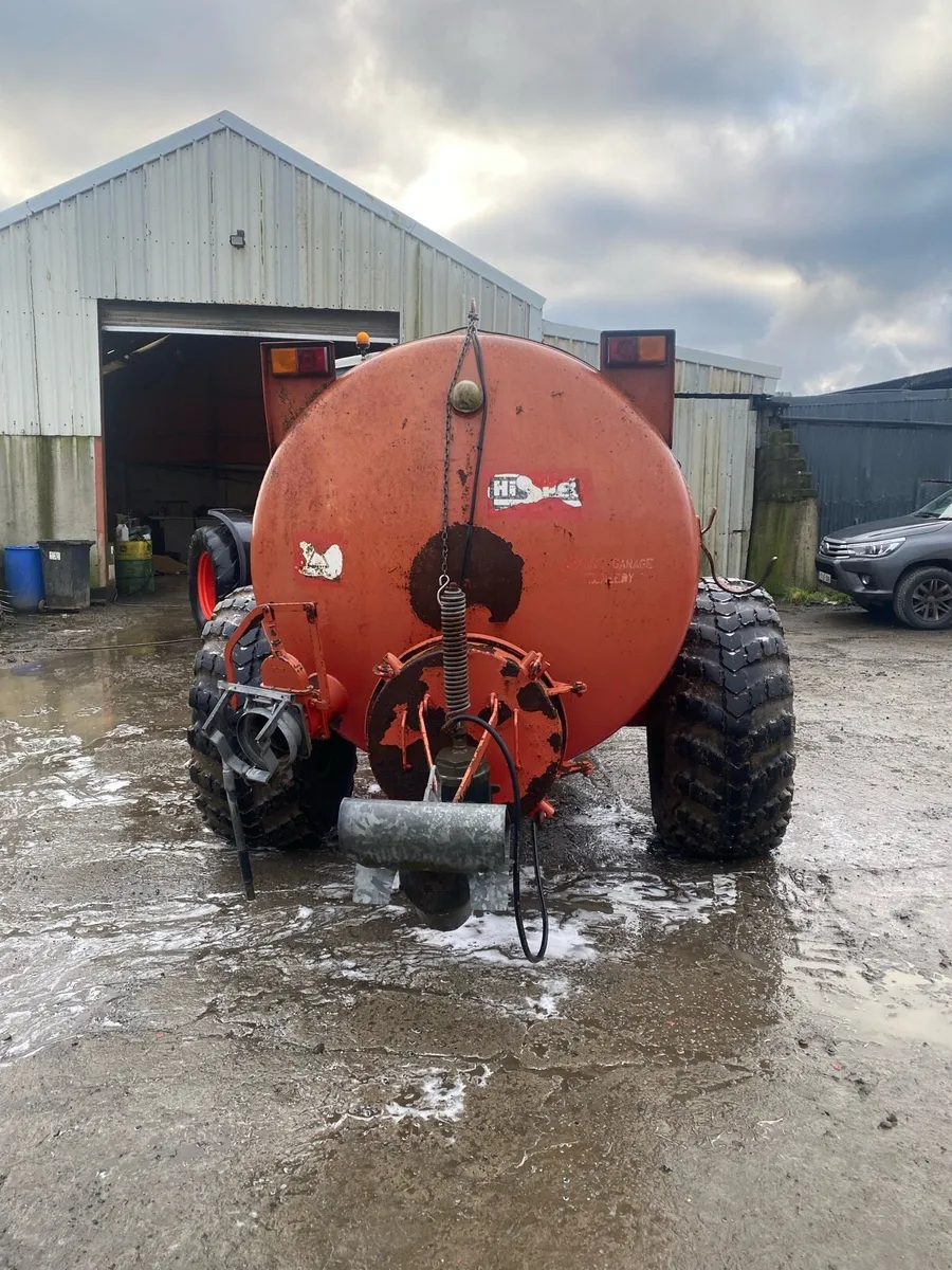 1600 hi spec tank - Image 2